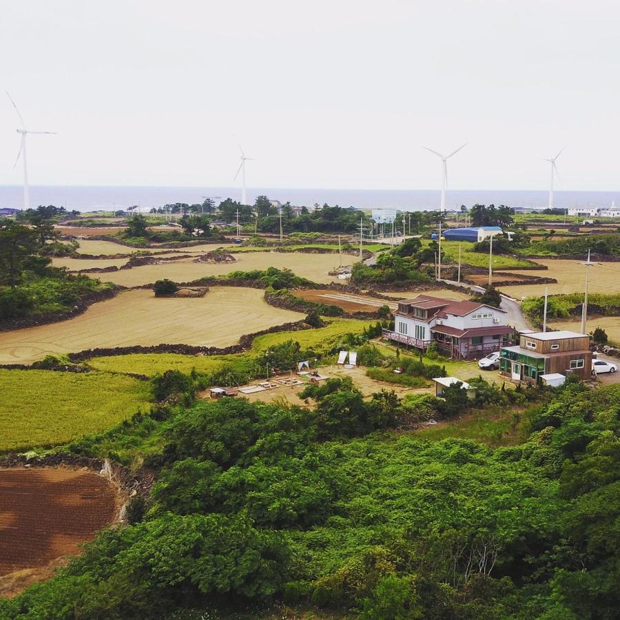 Warang Guesthouse Jeju Exteriör bild