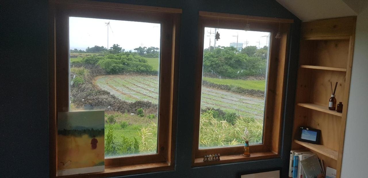 Warang Guesthouse Jeju Exteriör bild